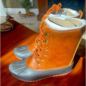 Insulated Boots. Mens siz 9. Brand new
